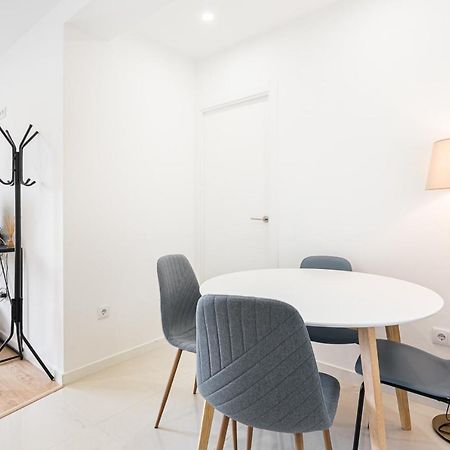 Guestready - Japandi-Chic Home In Central Порто Екстериор снимка